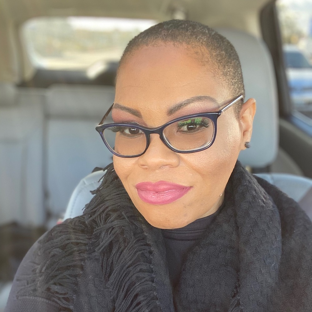 💝Hi! I'm Denise Michelle. Welcome to My Closet💝